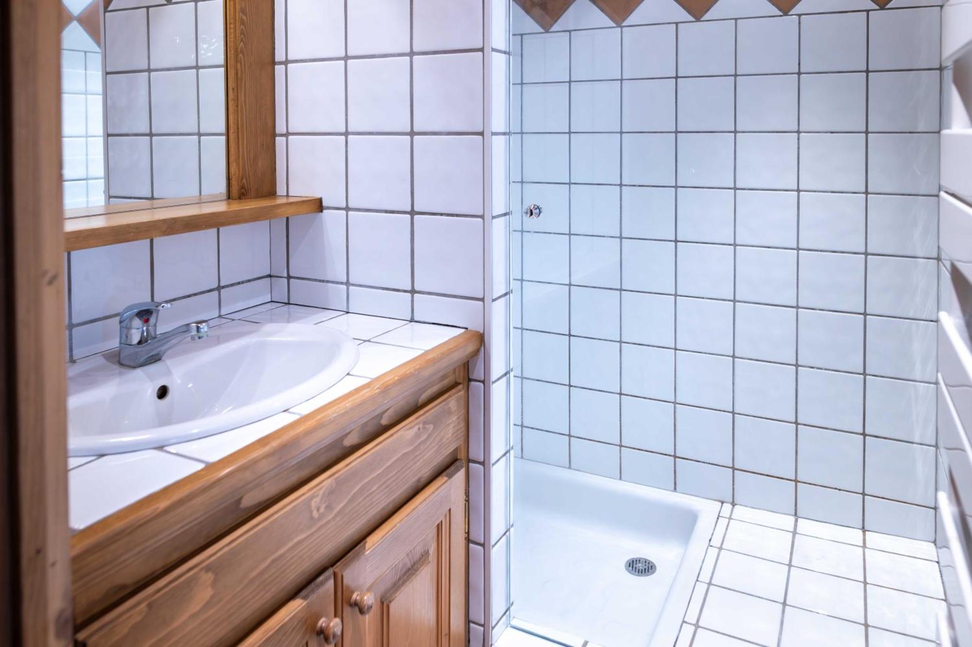 מגב Warm 2-Bedroom Apartment Near The Tourist Office מראה חיצוני תמונה